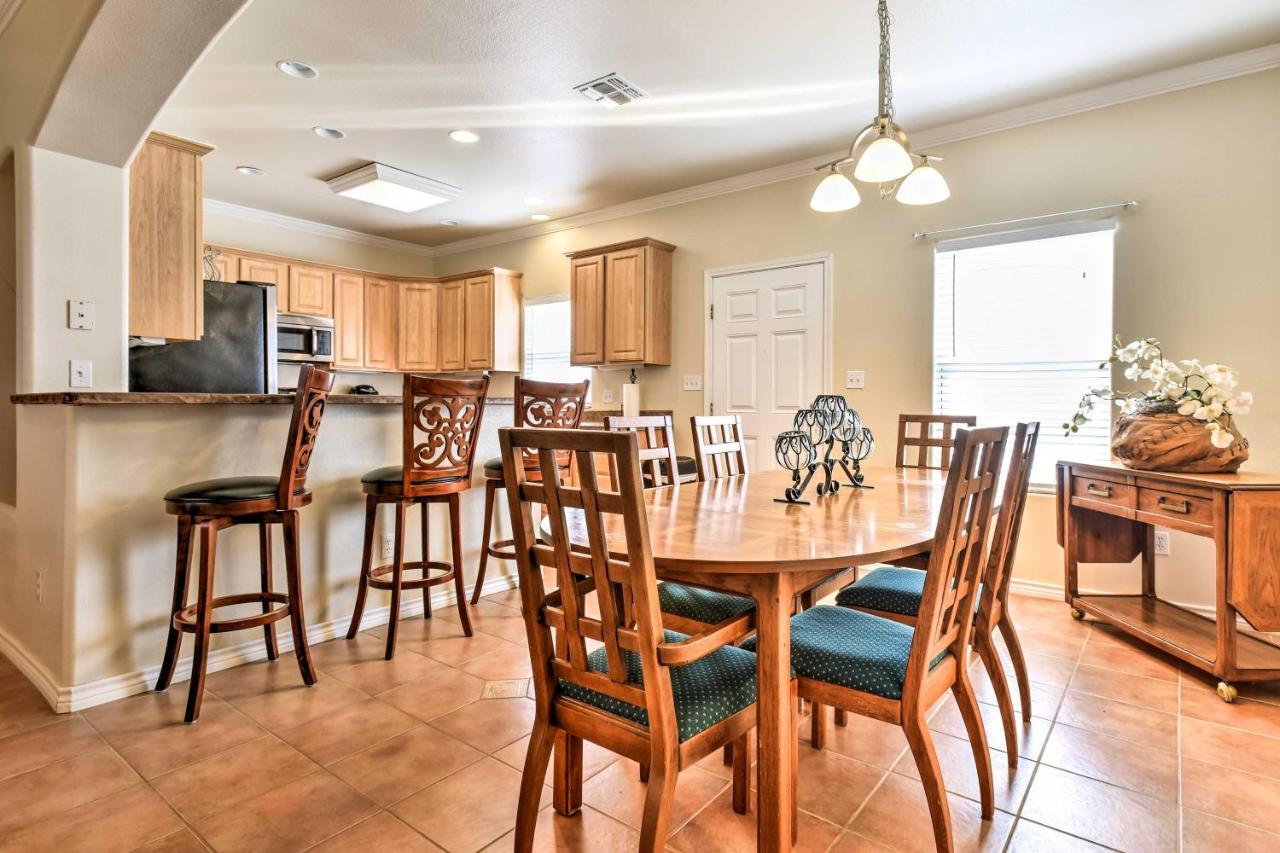 Waterfront Corpus Christi Townhome With Pool And Dock! Екстер'єр фото