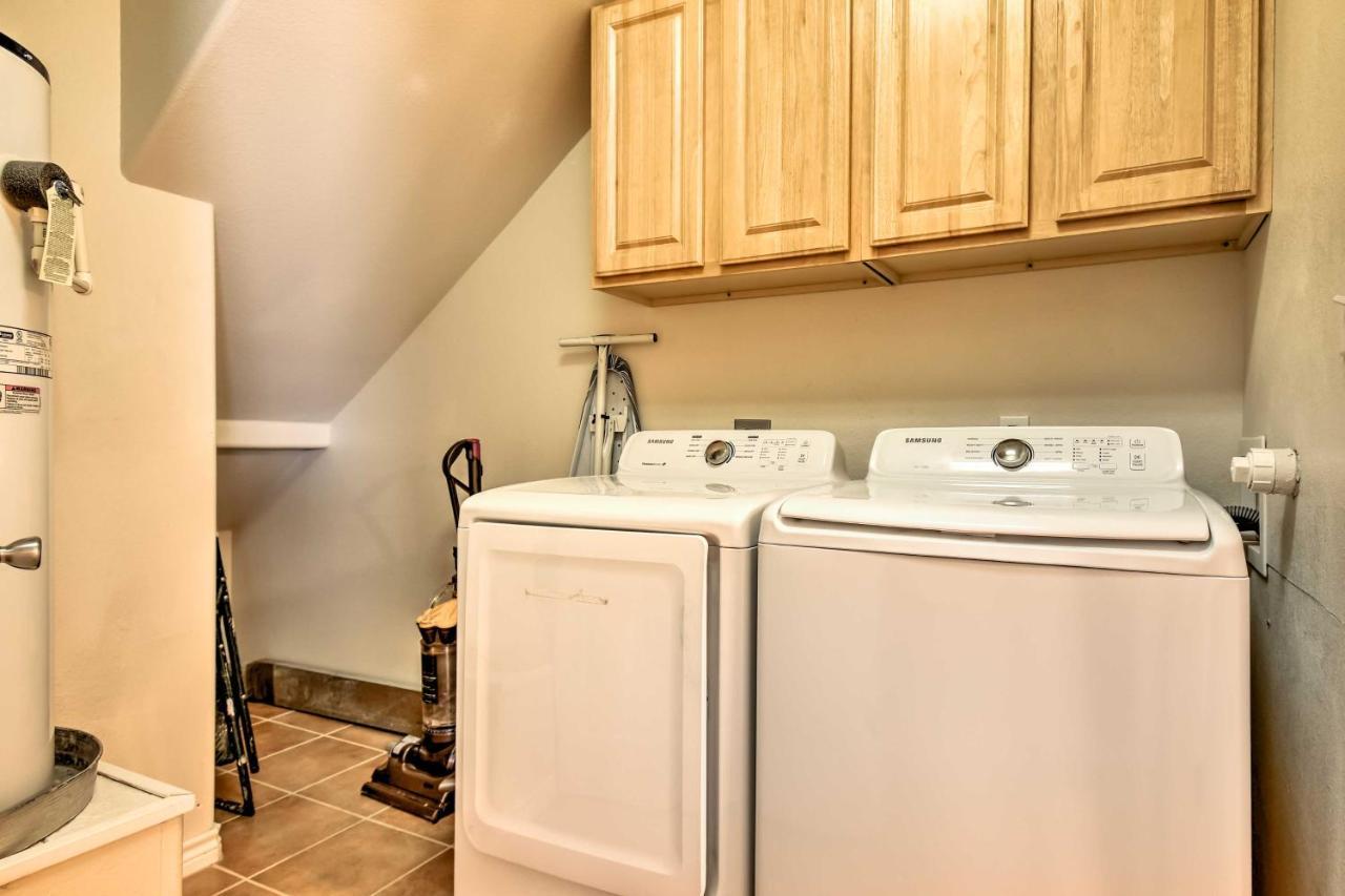 Waterfront Corpus Christi Townhome With Pool And Dock! Екстер'єр фото